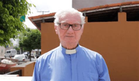 Monsenhor Neiva Da Diocese Cruz Das Almas Morre Aos 103 Anos Aratu