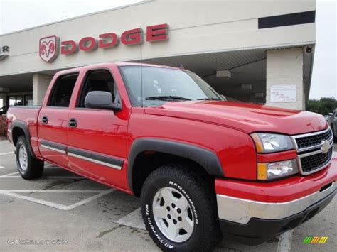 2006 Victory Red Chevrolet Silverado 1500 Z71 Crew Cab 4x4 23456422