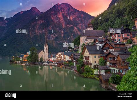 Halstatt Austria Image Of Famous Alpine Village Halstatt During