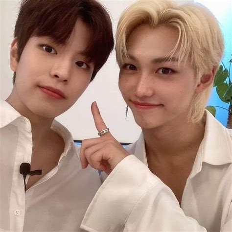 Seunglix Felix Seungmin Skz Stray Kids Icons Birthday Update Lq Stray