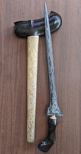 Jual Keris Pusaka Sepuh Brojol Pamor Pendaringan Kebhak Tangguh Meduro