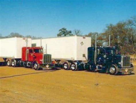 Pin By Janet Gockley On Tim Big Trucks Peterbilt Peterbilt