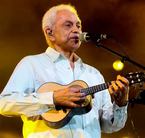 Aos 80 Anos De Idade Paulinho Da Viola Passa Mal E Cancela Show Em