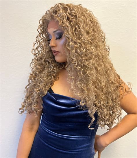 ASH GOLDEN BLONDE Swiss Lace Front Wig 24 Long Voluminous Curls