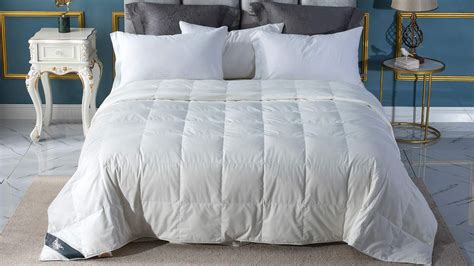 The Best Lightweight Comforter You Can Buy For Hot Sleepers