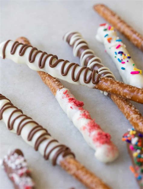 How To Make Chocolate Covered Pretzel Rods Sugar And Charm