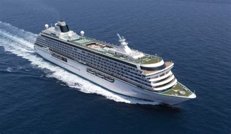 How Much Does It Cost to Live on a Cruise Ship?