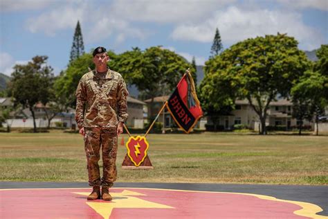 Hhbn Th Infantry Division Change Of Command Ceremony Nara Dvids