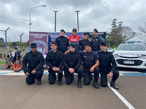 Oberá policías se capacitaron en maniobras de conducción y medidas de