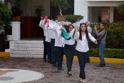 F Enaltece Ayuntamiento De Cuernavaca S Mbolos Patrios Con