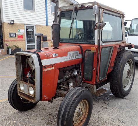 Massey Ferguson 550 Tractor Tractors Tractors And Machines Sales Massey Ferguson Sjorup