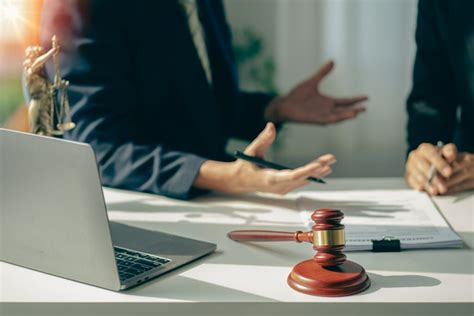 New Orleans General Litigation Attorney Reynaud Aromi Law