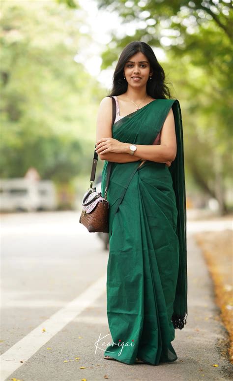 Azhagi Dark Green Cotton Saree Ivalinmabia