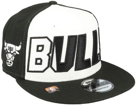 Chicago Bulls 9FIFTY NBA 23 Back Half White/Black Snapback - New Era cap | Hatstoreworld.com