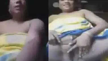 Horny Sex Tamil Aunty Fingering Pussy Naked Porn Indian Film
