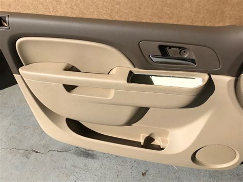 Oem Gm Interior Front Door Trim Panel Left Drivers Side Cashmere