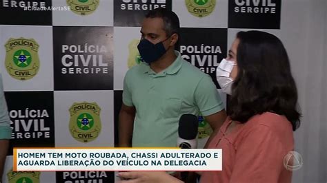 Homem tem moto roubada chassi adulterado e aguarda o veículo na