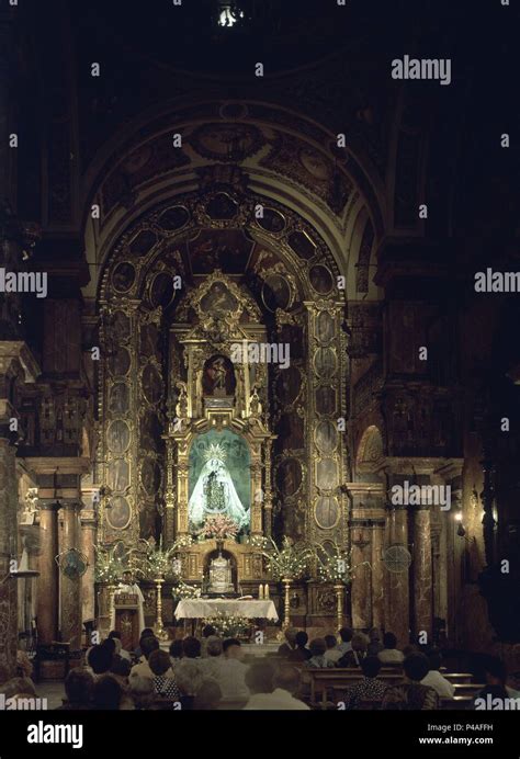 INTERIOR HACIA EL Altar Ubicación la Iglesia del Buen Suceso SEVILLA