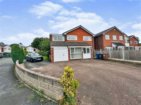 5 Bed Detached House For Sale In Holm View Close Shenstone Lichfield