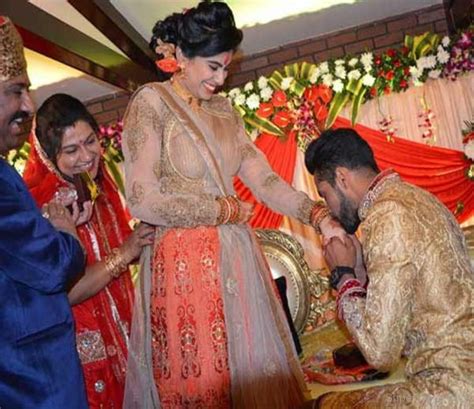 Ravindra Jadeja Wife And Daughter - Suresh Raina Celebrates 32nd ...