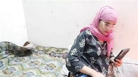 Sex Karte Hue Step Sister Ke Sath Bhabhi Ji Ne Dekh Liya Hame XHamster