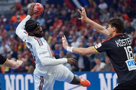 Mondial de handball 2023 France Suède les Bleus en territoire