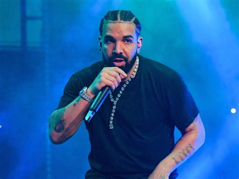 A Man Who Attended A Drake Concert Was Stunned To Discover Himself On