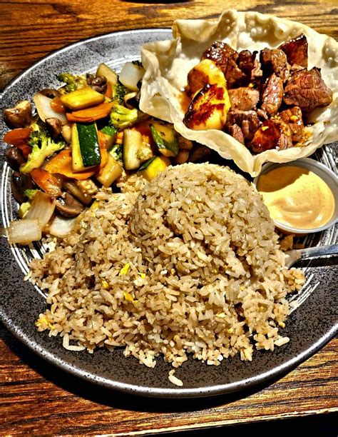 I Ate Hibachi Fried Rice Hibachi Veggies And Filet Mignon With Sea