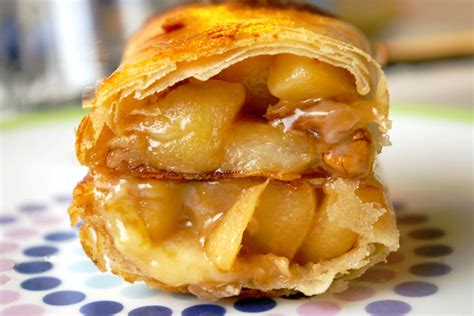 Recette De Nems Aux Pommes Et Au Reblochon