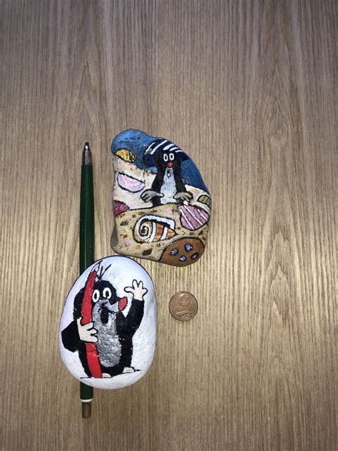 Steine Bemalen Pauli Der Kleine Maulwurf Enamel Pins Accessories