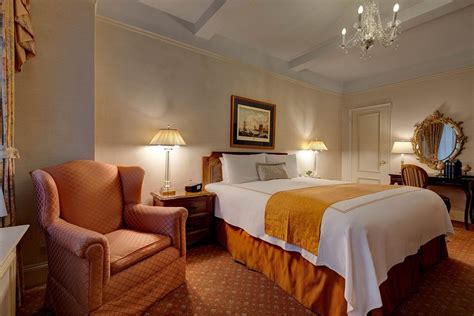 Hotel Elysee by Library Hotel Collection - UPDATED 2022 (New York City)