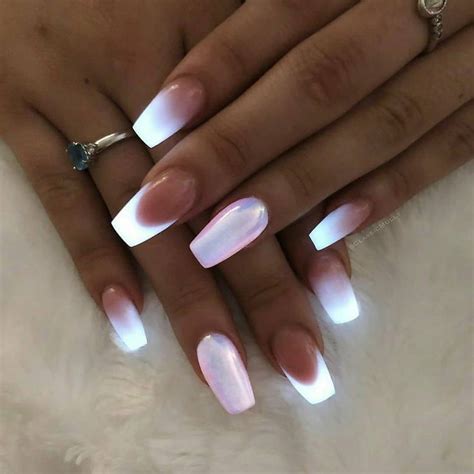 Glow In The Dark Nails 1 4 Cr Classicmully Longnails Nails