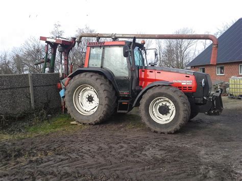Valtra 8450 Billeder Af Traktorer Uploaded Af Esben E