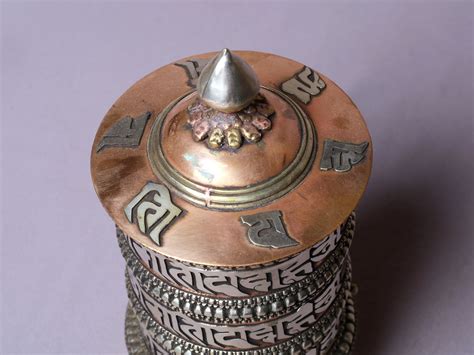 Lines Extra Fine Table Mane Prayer Wheel Made In Nepal