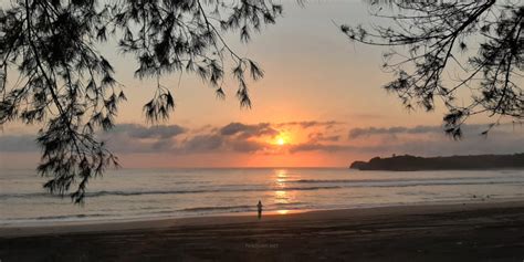 Menikmati Sunset Di Pantai Serang Blitar Panduaji Net