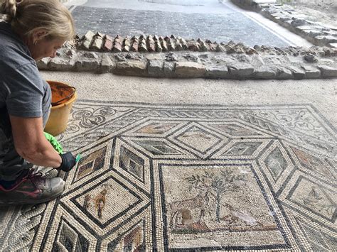 Ad Aquileia Brilla La Domus Di Tito Macro Cinque Secoli Di Storia In