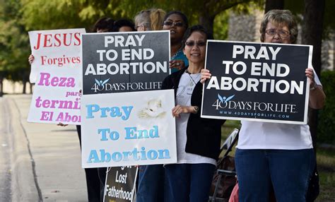 Court blocks law that had closed most Texas abortion clinics - The ...