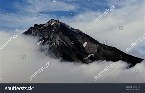 Koryaksky Volcano One Most Beautiful Kamchatka Stock Photo 63352411