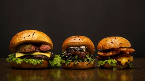 Celebra El Día De La Hamburguesa En Cdmx Con Este 2x1 En Sliders