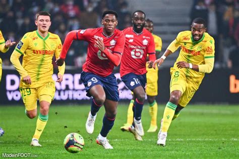 Fc Nantes Le Groupe Nantais Pour Accueillir Le Stade Brestois En