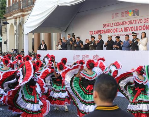 Cuitláhuac García preside desfile conmemorativo al 113 aniversario de