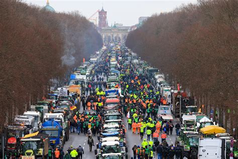 EU Farmer Protests Why Demonstrators Are Blocking Roads Across Europe