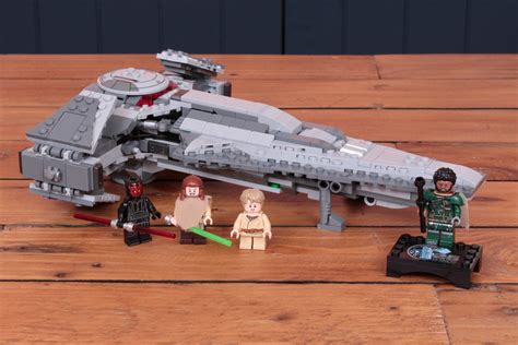 LEGO Star Wars 75383 Darth Mauls Sith Infiltrator Review