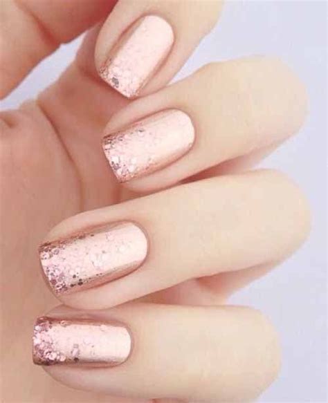 Manucure rose 40 idées de Nail Art tendances en 2023