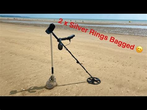 Metal Detecting Along Dymchurch Beach With The Nokta Makro Legend