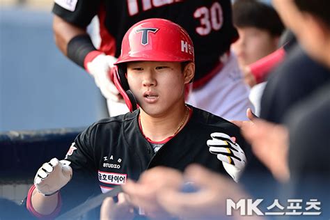 최원준 ‘시즌 4호 시원한 스리런포 Mk포토 Mk스포츠