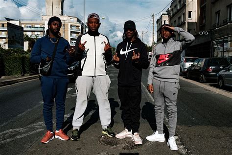 Block après la polémique Fuck le un concert annulé PHOTO