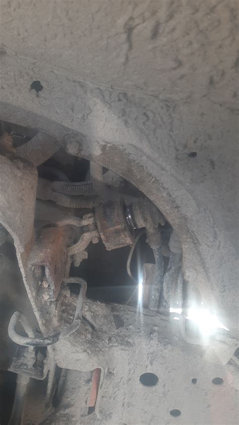 Замена подвесного подшипника на рулевом. — Mitsubishi L200 (4G), 2,5 л ...