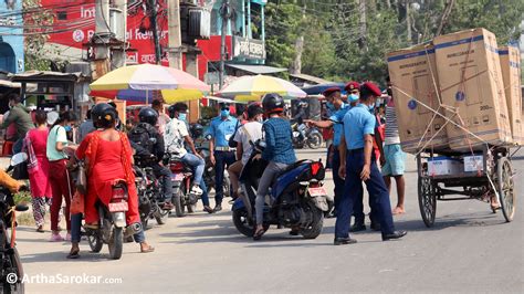 पहिलोपटकमै १५ सय रुपैयाँ जरिवाना गर्ने नियमबाट पछि हट्यो सरकार ट्राफिक नियम उल्लंघनमा पुरानै