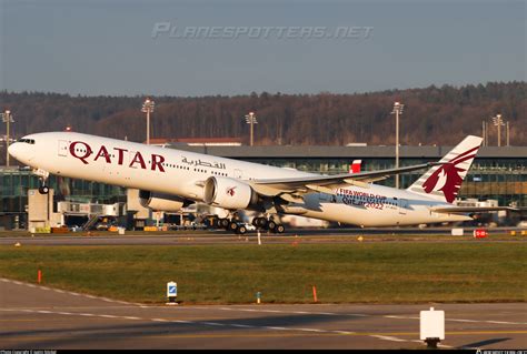 A Boa Qatar Airways Boeing Er Photo By Justin St Ckel Id